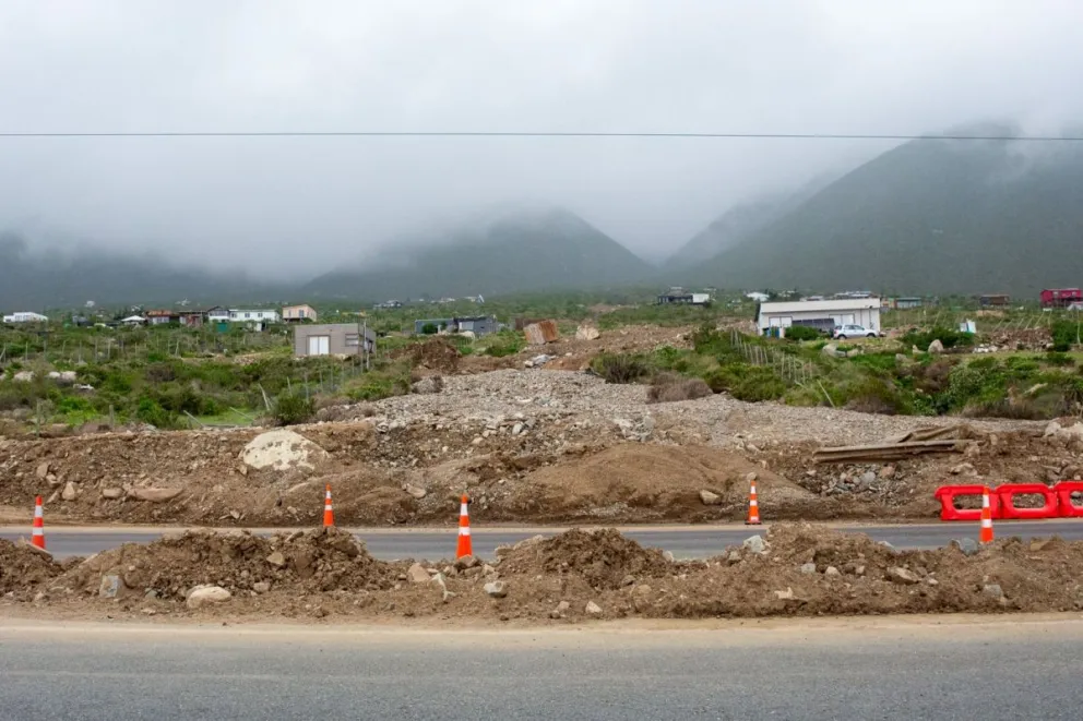 arrayan-costero:-las-huellas-del-temporal-que-aun-complican-a-sus-habitantes