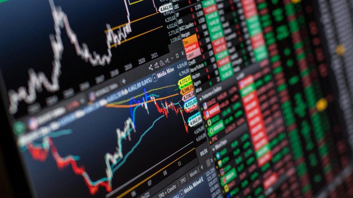 agenda-economica-de-la-semana:-licitacion-de-deuda,-balances-tecnologicos-y-jackson-hole