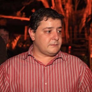 lulinha-coloca-governo-na-defensiva