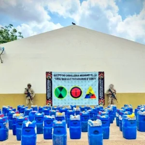 gobernador-de-bolivar,-yamil-arana,-propone-usar-combustible-incautado-a-bandas-delincuenciales-para-mover-maquinaria-amarilla-en-zonas-de-emergencia