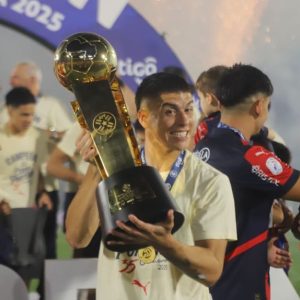 mati-perez-se-despide,-entre-lagrimas,-del-ciclon:-voy-a-extranar-al-club-y-a-mis-companeros