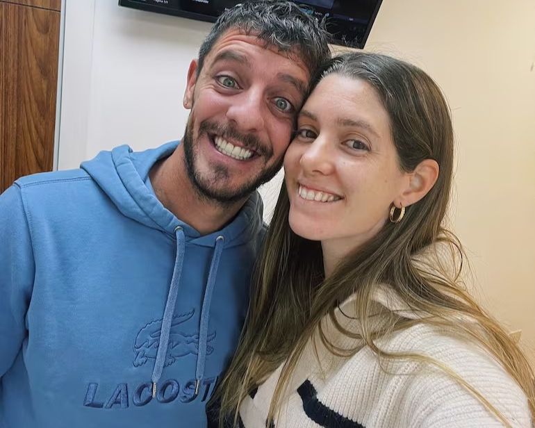 (video)-manami-el-desafio-viral-que-cumplio-el-pelotero-ale-silva-con-su-dona!