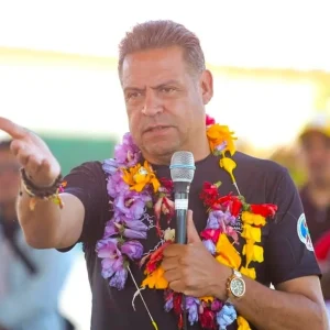 revilla-anuncia-proyectos-para-reforzar-vias,-turismo-y-produccion