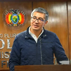 la-justicia-fija-una-audiencia-contra-la-censura-de-espinoza