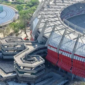barranquilla:-la-fachada-del-metropolitano-es-junior,-dice-char;-renovacion-llega-al-56-%-y-tendra-74.000-luces-led