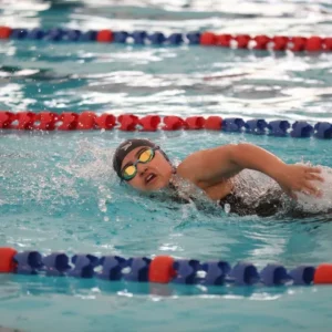 la-natacion-corono-a-sus-campeones-en-los-juegos-deportivos-escolares