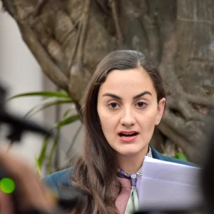 nayar:-a-las-mafias-les-duele-que-ahorremos-dinero-a-los-cruceno-y-se-dedican-desinformar