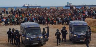 Ceuta: le gouvernement espagnol présente des mesures destinées à accélérer le renvoi des migrants encore présents dans lenclave ceuta:-le-gouvernement-espagnol-presente-des-mesures-destinees-a-accelerer-le-renvoi-des-migrants-encore-presents-dans-lenclave