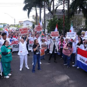 ministerio-de-trabajo-vicheara-hospitales-ante-huelga-indefinida
