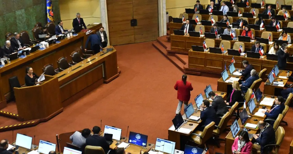 exigen-10-dias-de-trabajo-mensual-en-distritos-a-los-parlamentarios