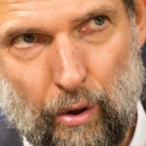 osman-kavala:-la-justice-europeenne-ordonne-a-la-turquie-de-liberer-dans-les-plus-brefs-delais-le-mecene,-devenu-un-symbole-de-la-repression-du-regime-derdogan