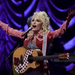 murio-la-cantante-y-actriz-dolly-parton-a-los-80-anos
