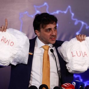 renan-promete-manter-no-jn-mesmo-tom-do-debate-da-band-e-quer-explorar-caso-lulinha