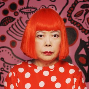 yayoi-kusama-fez-de-sua-loucura-uma-locomotiva-de-vibracoes-ate-politicas