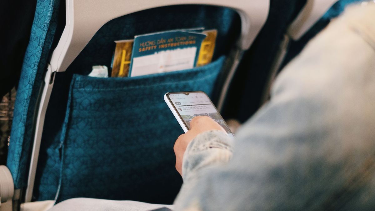 como-tener-internet-en-el-exterior-sin-gastar-cientos-de-dolares:-las-diferencia-entre-esim-y-roaming