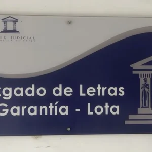 tribunal-de-lota-sin-jueces:-imputados-esperan-hasta-30-horas-control