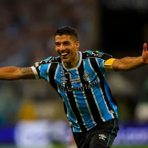 sorpresa:-el-presidente-de-gremio-informo-a-los-demas-dirigentes-que-luis-suarez-reclamo-un-dinero-adeudado-desde-2023