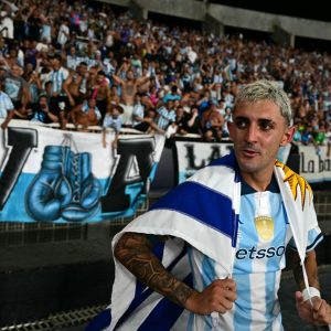 gaston-martirena,-el-“refuerzo-importante”-de-nacional-que-llega-para-solucionar-un-gran-problema:-sera-el-sexto-lateral-derecho-del-tricolor-en-un-ano-y-medio
