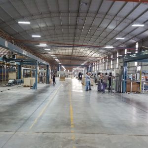 lo-echaron-e-intento-suicidarse-en-la-fabrica-del-presidente-de-uia