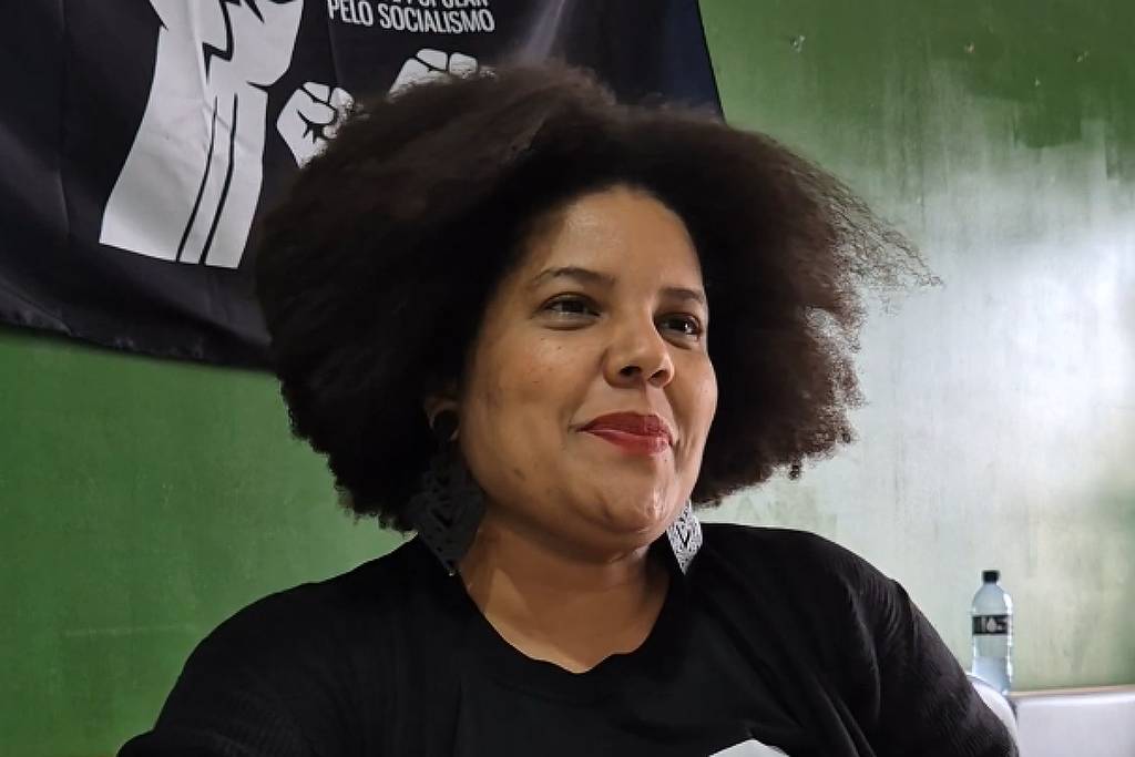 unica-mulher-negra-candidata-a-presidente-promete-dobrar-salario-minimo