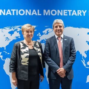 kristalina-georgieva-se-reunio-con-luis-caputo-y-destaco-la-“disciplina-fiscal”-de-la-argentina-como-ejemplo-a-nivel-global