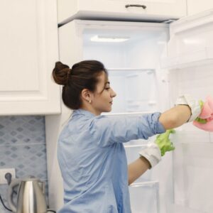 te-vas-de-vacaciones?-como-ahorrar-mas-de-20-dolares-en-tu-factura-de-luz-desenchufando-estos-electrodomesticos