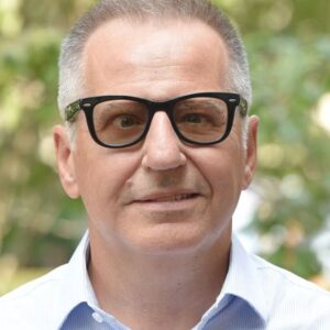 martin-uribe:-“muchos-de-los-dolares-que-estan-en-el-banco-central-no-le-pertenecen-al-gobierno
